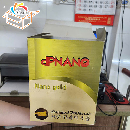 Hộp Kem Đánh Răng
